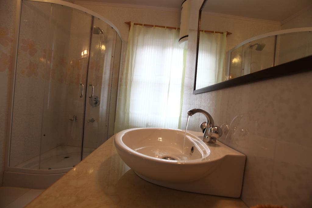 Dove Cottage Srīnagar Екстериор снимка