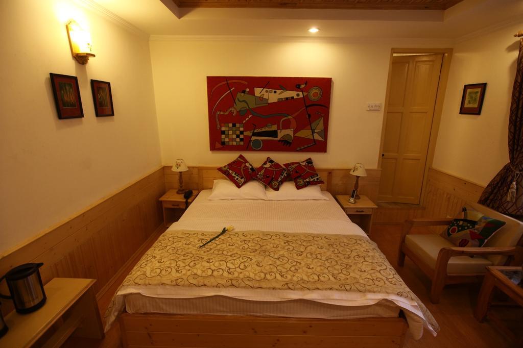 Dove Cottage Srīnagar Екстериор снимка