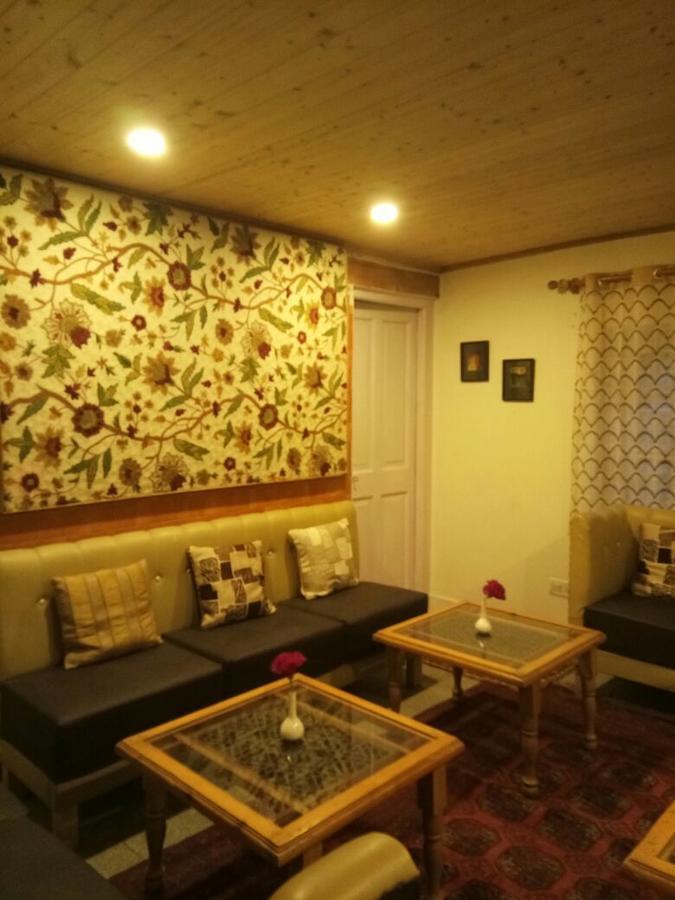 Dove Cottage Srīnagar Екстериор снимка